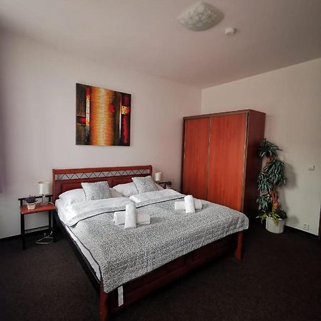 Hotel Palackeho 135 Mělník Dış mekan fotoğraf