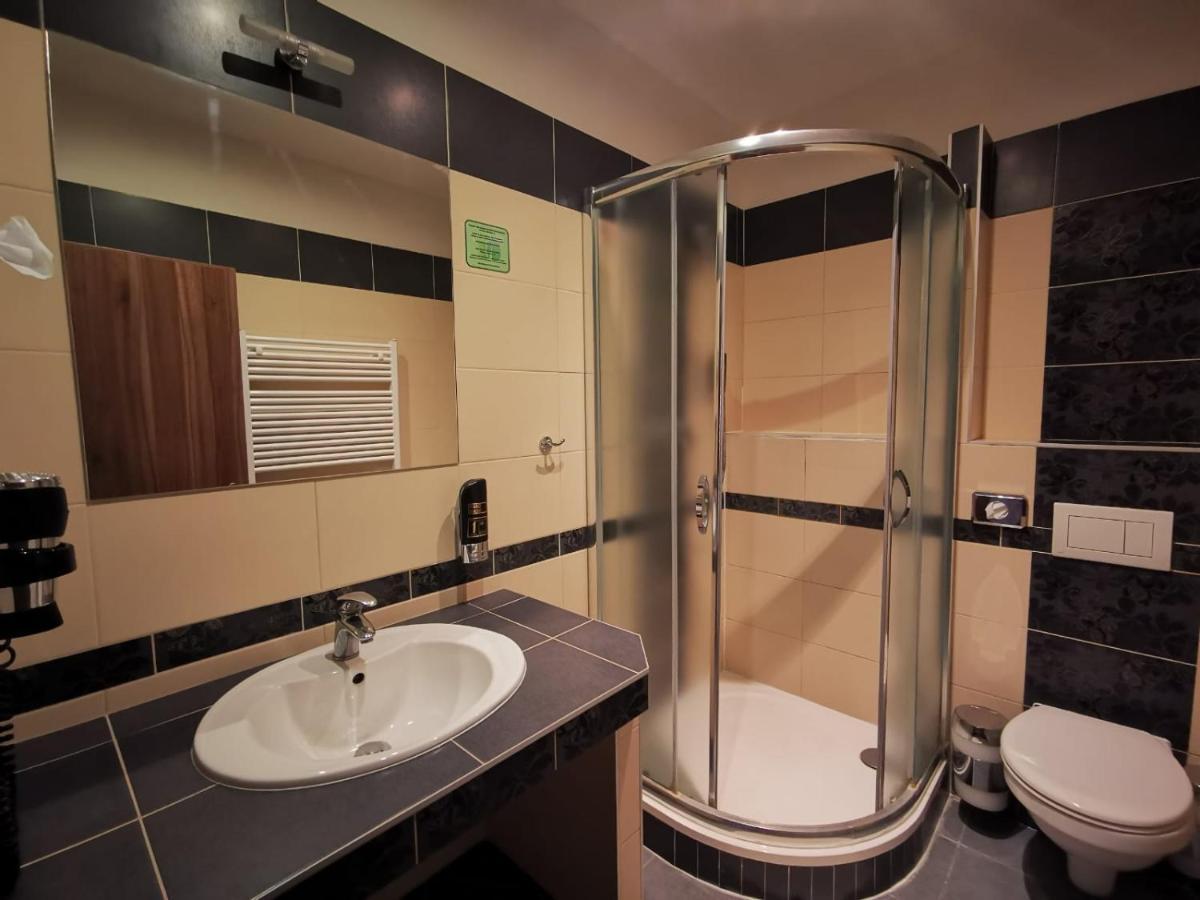 Hotel Palackeho 135 Mělník Dış mekan fotoğraf