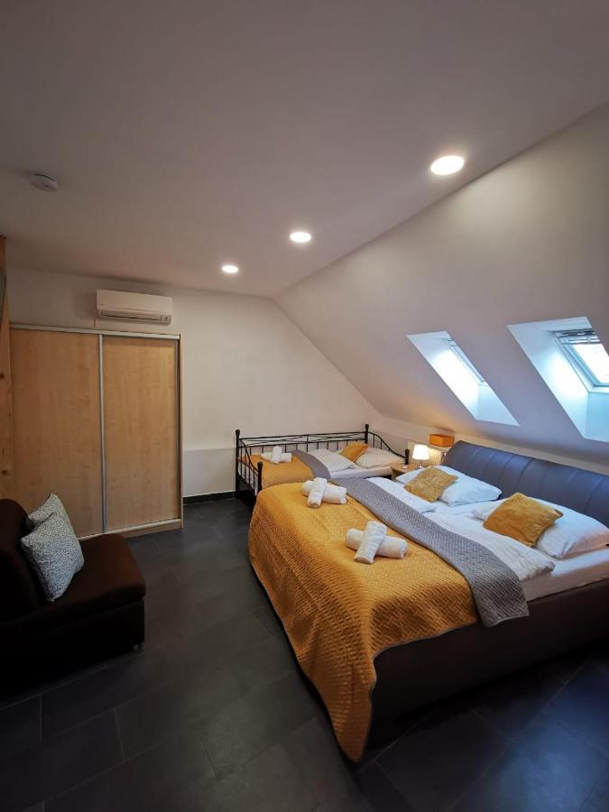 Hotel Palackeho 135 Mělník Dış mekan fotoğraf